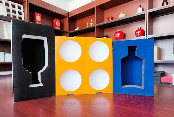 供應(yīng)汾陽珍珠棉提供各種酒類珍珠棉托盤珍珠棉內(nèi)襯設(shè)計(jì)制作廠家直銷