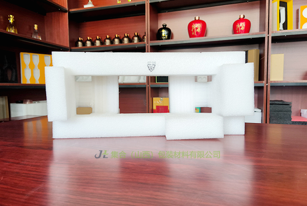 集合包裝生產(chǎn)銷售珍珠棉支架異形包裝材料，可根據(jù)產(chǎn)品尺寸定制