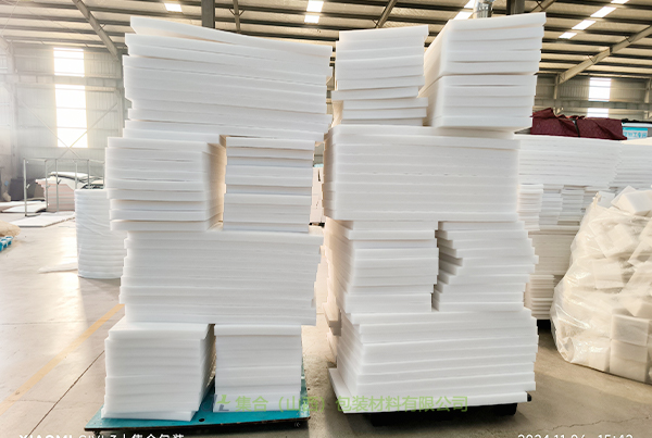 新鄉(xiāng)珍珠棉板材廠-太原珍珠棉廠專業(yè)生產(chǎn)黑色珍珠棉板材、白色珍珠棉板材、復(fù)合珍珠棉板材實惠好物選