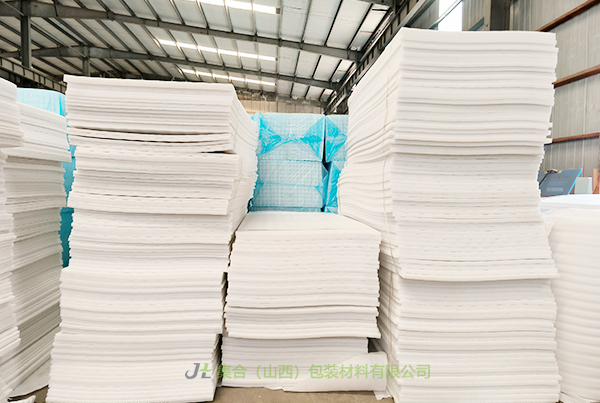 河南省 EPE 珍珠棉板材-珍珠棉廠家專業(yè)生產(chǎn)珍珠棉板材、白色珍珠棉板材、復(fù)合珍珠棉板材品質(zhì)無憂