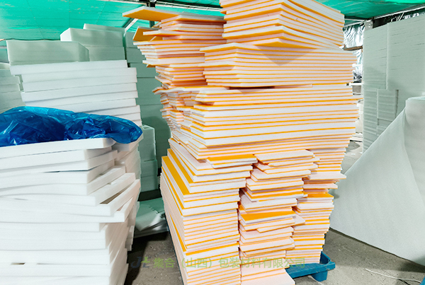 朔州珍珠棉板材定制-集合包裝專(zhuān)業(yè)生產(chǎn)珍珠棉板、珍珠棉板材、白色珍珠棉板材純正源頭貨