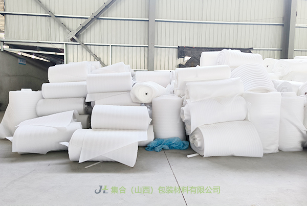 忻府區(qū)珍珠棉卷材-山西珍珠棉廠專業(yè)生產珍珠棉卷棉、珍珠棉保溫卷棉、珍珠棉大棚保溫卷棉廠家直供