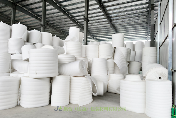 靈石珍珠棉卷材-集合包裝專業(yè)生產(chǎn)EPE卷棉、EPE珍珠棉卷棉、珍珠棉大棚保溫卷棉品質(zhì)有保證