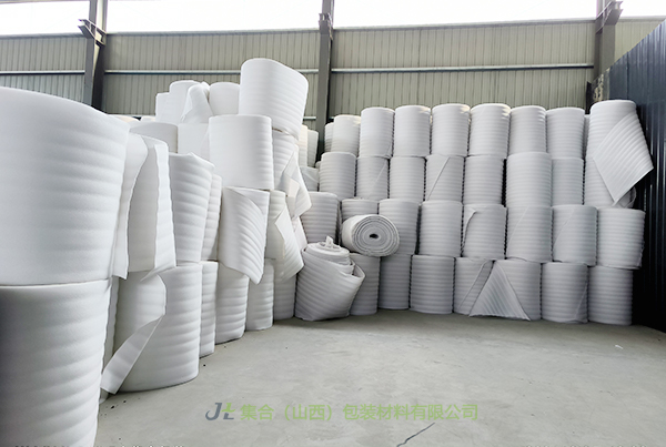 平順珍珠棉卷材-珍珠棉廠家專業(yè)生產(chǎn)EPE珍珠棉卷棉、珍珠棉保溫卷棉、珍珠棉大棚保溫卷棉直產(chǎn)直售