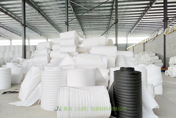 偏關(guān)珍珠棉卷材-集合包裝專業(yè)生產(chǎn)珍珠棉卷棉、EPE卷棉、珍珠棉大棚保溫卷棉直銷佳品選