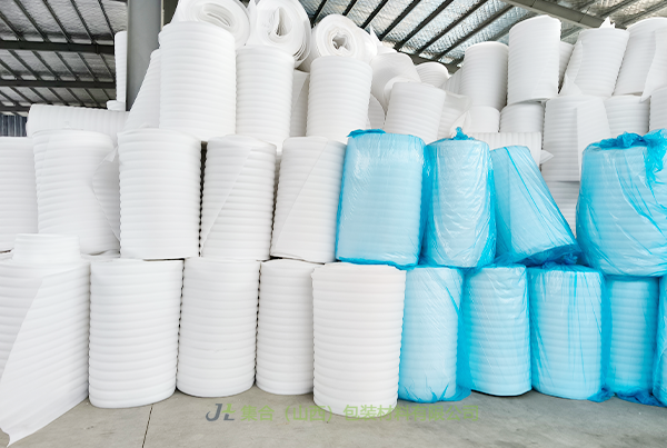 定襄珍珠棉卷材-太原珍珠棉廠家專業(yè)生產(chǎn)EPE卷棉、EPE珍珠棉卷棉、珍珠棉大棚保溫卷棉工廠直出貨