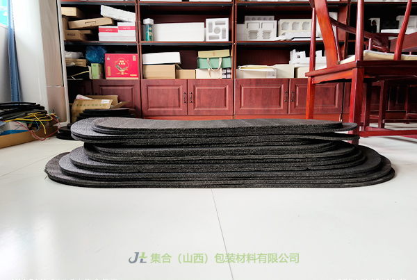 酒盒珍珠棉內(nèi)襯, 珍珠棉板材, 復(fù)合EPE板材, EPE珍珠棉內(nèi)襯, 貼紙珍珠棉板材, 高密度珍珠棉, 河南省珍珠棉生產(chǎn)廠家