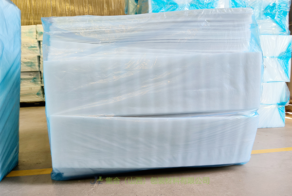 右玉珍珠棉內(nèi)包裝-珍珠棉廠家專業(yè)生產(chǎn)珍珠棉內(nèi)襯、貼絨布珍珠棉內(nèi)襯、IXPE復(fù)合珍珠棉內(nèi)襯品質(zhì)有保證