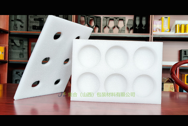 靜樂(lè)珍珠棉水果托-珍珠棉廠家專(zhuān)業(yè)生產(chǎn)珍珠棉托盤(pán)、珍珠棉雞蛋托、珍珠棉酒托直產(chǎn)直售