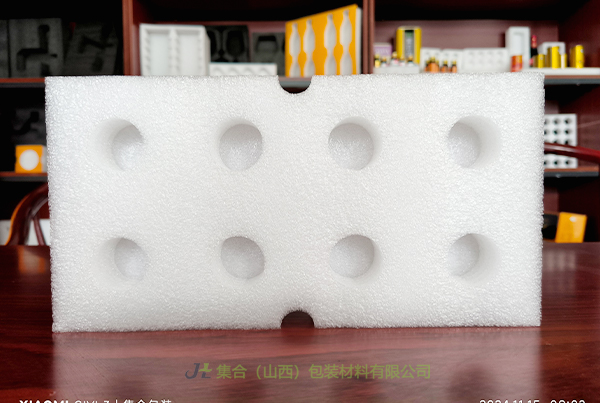 平順珍珠棉內(nèi)包裝-集合包裝專業(yè)生產(chǎn)珍珠棉內(nèi)襯、珍珠棉禮盒內(nèi)襯、貼絨布珍珠棉內(nèi)襯品質(zhì)上乘