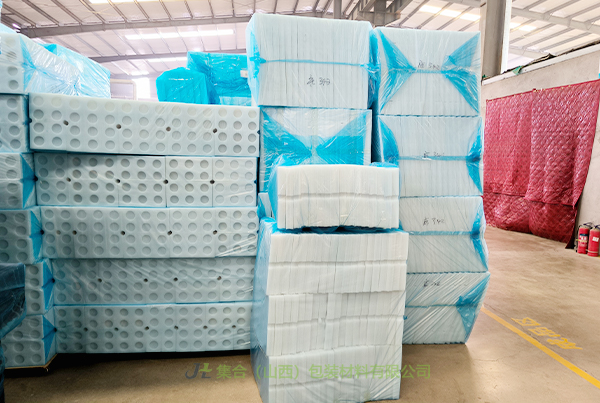 珍珠棉內(nèi)襯, 珍珠棉禮盒內(nèi)襯, 貼絨布珍珠棉內(nèi)襯, 貼卡紙珍珠棉內(nèi)襯, IXPE復合珍珠棉內(nèi)襯, XPE復合珍珠棉內(nèi)襯, 尖草坪珍珠棉內(nèi)包裝