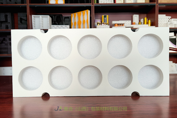 EPE支架, 電子產(chǎn)品珍珠棉托盤, IXPE復(fù)合珍珠棉板材, 貼紙EPE板材, IXPE復(fù)合珍珠棉內(nèi)襯, 貼卡紙珍珠棉內(nèi)襯, 大寧哪里定做珍珠棉