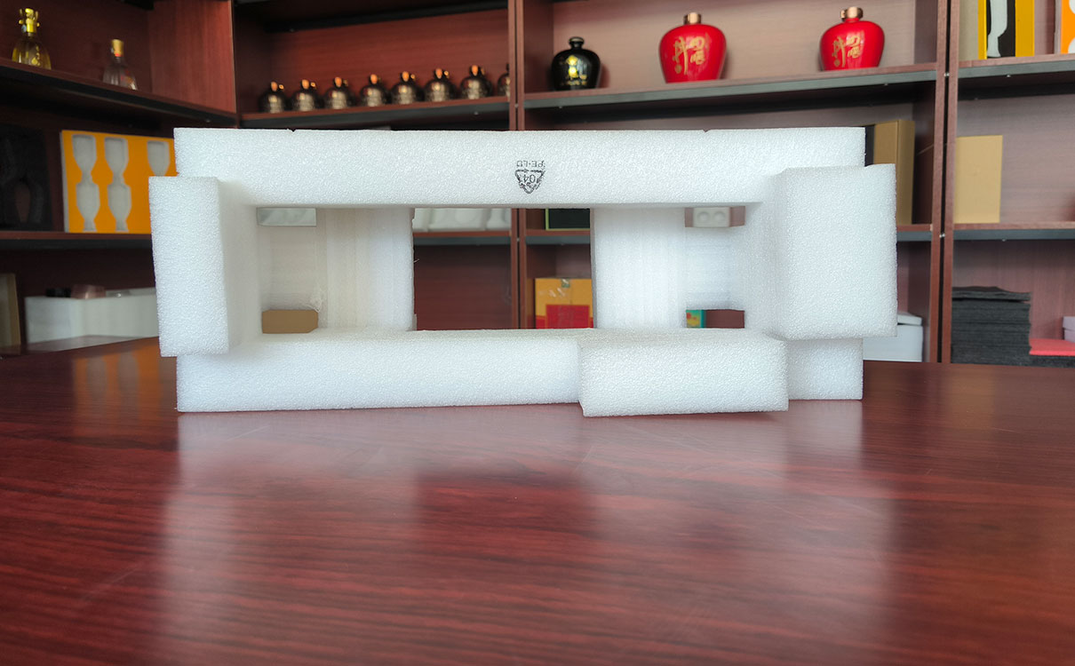 EPE珍珠棉禮盒內(nèi)襯, 貼卡紙EPE珍珠棉內(nèi)襯, 貼卡紙珍珠棉內(nèi)襯, 電子產(chǎn)品珍珠棉托盤, 貼紙EPE板材, 汽車電子珍珠棉托盤, 忻州珍珠棉深加工廠家