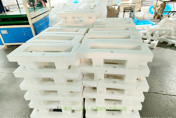 大同珍珠棉支架-珍珠棉廠家專業(yè)生產(chǎn)珍珠棉支架、EPE支架、EPE珍珠棉支架可靠品質(zhì)佳