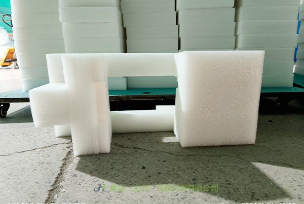 貼紙EPE珍珠棉板材, EPE珍珠棉片, 汽車配件珍珠棉托盤, EVA復(fù)合EPE內(nèi)襯, EPE珍珠棉果托, 電腦珍珠棉支架, 供應(yīng)稷山珍珠棉